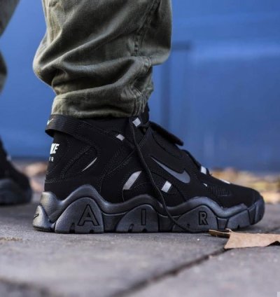 Nike Air Barrage All Black Sneakers