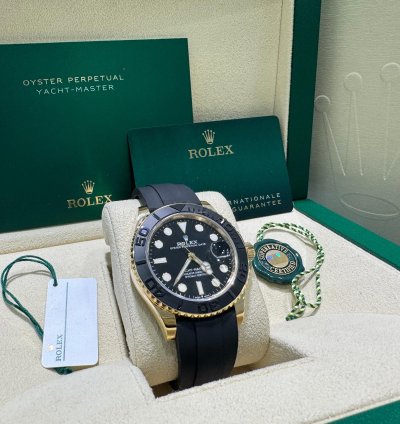 Rolex Yacht-master 42 226658 2022 42mm 18kt Yellow Gold Oysterflex Box Papers Unworn
