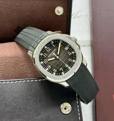 Patek Philippe Aquanaut Ref 5167 2008 Box And Extract Mint