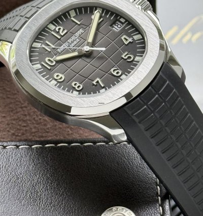 Patek Philippe Aquanaut Ref 5167 2008 Box And Extract Mint