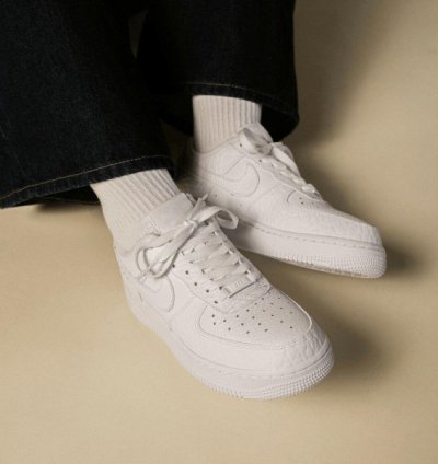 Nike Air Force 1 07 Textured White Sneakers