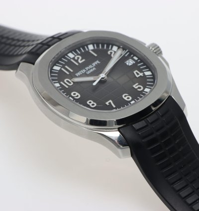 Patek Philippe Aquanaut Ref 5167a-001 Full Set Excellent Conditions Year 2020