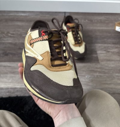 Travis Scott Air Max 1 Brown