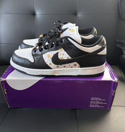 Nike Supreme Dunk Low