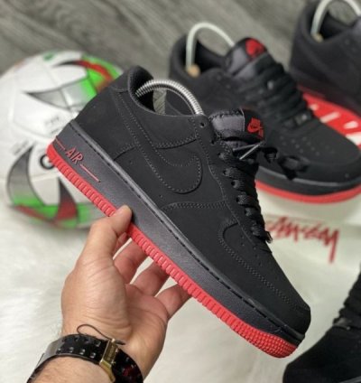 Nike Air Force 1 Low University Black Red Sneakers