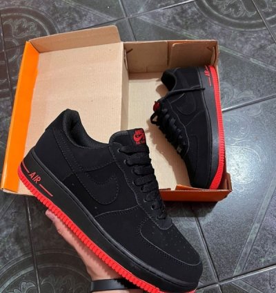 Nike Air Force 1 Low University Black Red Sneakers