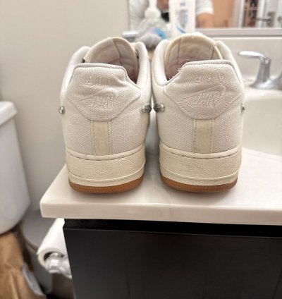 Travis Scott Airforce 1 white
