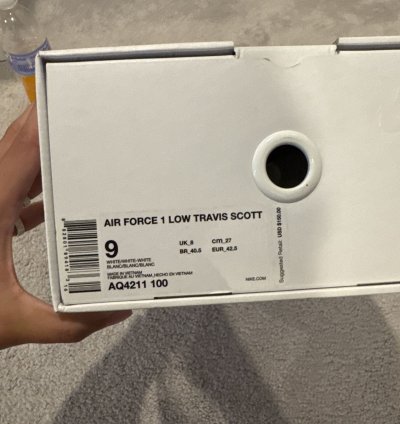 Travis Scott Airforce 1 white