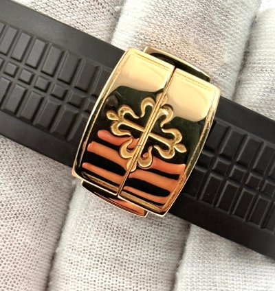Patek Philippe Aquanaut Rose Gold Rubber Strap 5167r Box Papers 2020