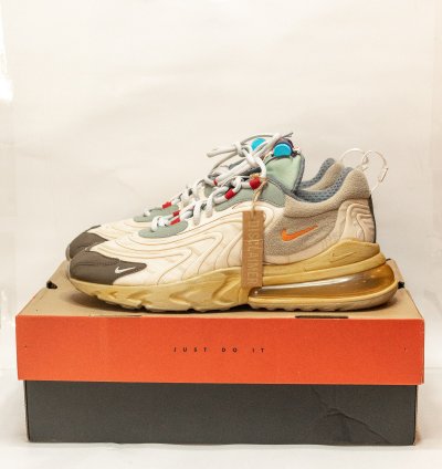 Travis Scott Airmax 270