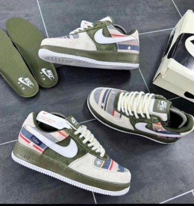 Nike Air Force 1 Out Side Green White Sneakers