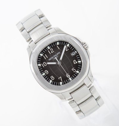 Patek Philippe Aquanaut Serviced 01 2020 Perfect Condition 1st Hand Watch Box Papers