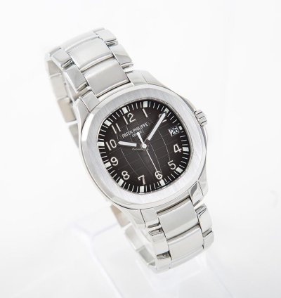 Patek Philippe Aquanaut Serviced 01 2020 Perfect Condition 1st Hand Watch Box Papers