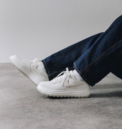 Nike Air Force 1 Summit White Light Bone Sneakers