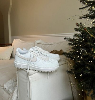 Nike Air Force 1 Summit White Light Bone Sneakers