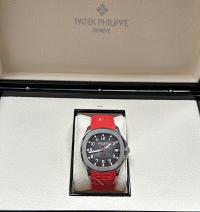 Patek Philippe Aquanaut Singapore Limited Edition Aquanaut