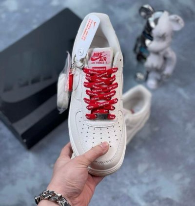 Nike Air Force 1 X Supreme Cream Red Sneakers