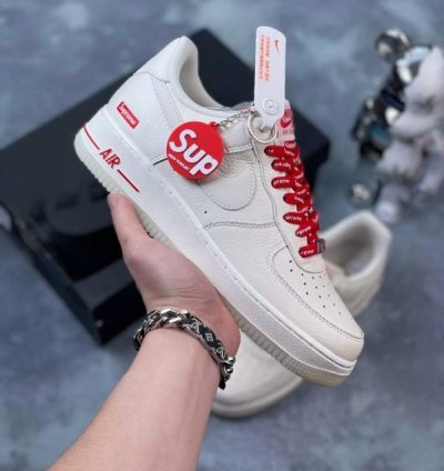 Nike Air Force 1 X Supreme Cream Red Sneakers