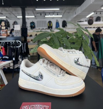 Nike Travis Scott Air Force 1 Sail