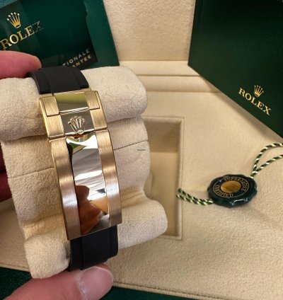 Rolex Yacht-master 42 42mm 226658 Yellow Gold Oysterflex Black Dial Unworn Complete 2024