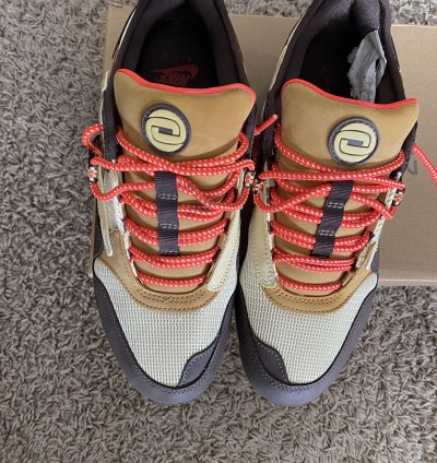 Nike Travis Scott Air Max 1 Baroque Brown