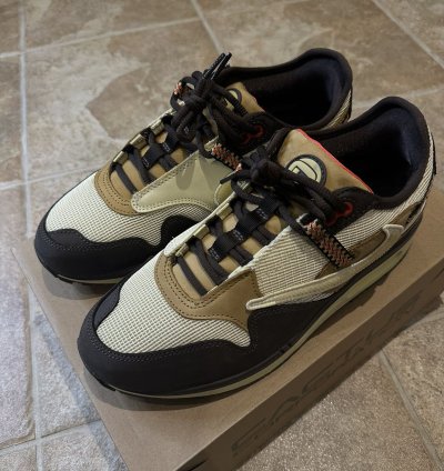 Travis Scott Nike Air Max 1 Baroque Brown