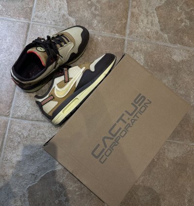 Travis Scott Nike Air Max 1 Baroque Brown