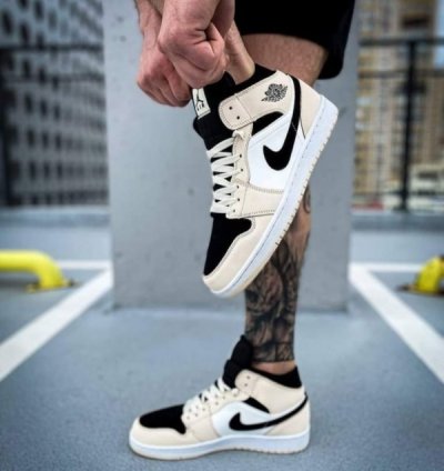 Nike Air Jordan 1 High Barley Orange Basketball Sneakers