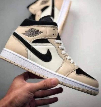 Nike Air Jordan 1 High Barley Orange Basketball Sneakers