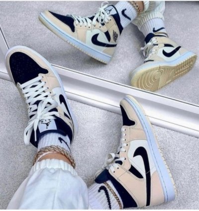 Nike Air Jordan 1 High Barley Orange Basketball Sneakers