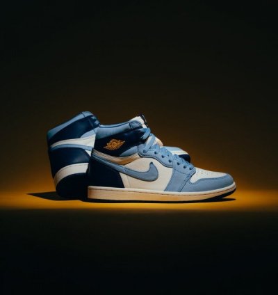 Nike Air Jordan 1 High First In Flight Basketball Sneakers