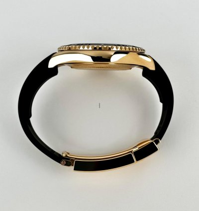 Rolex Yacht-master 42 42mm Black Ceramic Bezel Yellow Gold Black Dial Osyterflex Bracelet 226658