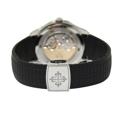 Patek Philippe Aquanaut Stainless Steel Black Dial Complete Set Mint 2022