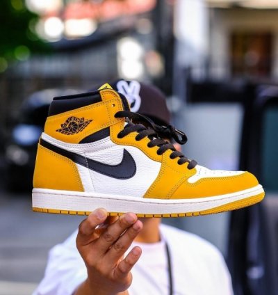 Nike Air Jordan 1 High Yellow Ocher Black Basketball Sneakers Semi Ua