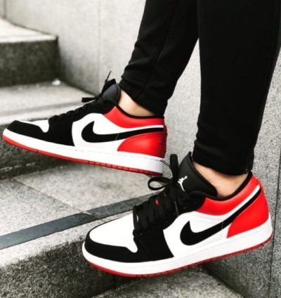 Nike Air Jordan 1 Low Black Toe Basketball Sneakers
