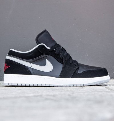 Nike Air Jordan 1 Low Black Wolf Grey Basketball Sneakers