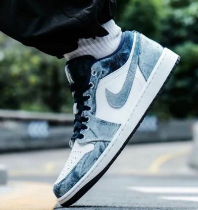 Nike Air Jordan 1 Low Denim Blue Basketball Sneakers