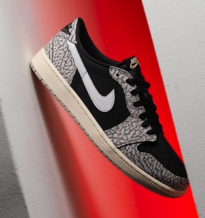 Nike Air Jordan 1 Low Elephant Print Basketball Sneakers