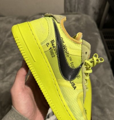 Off White