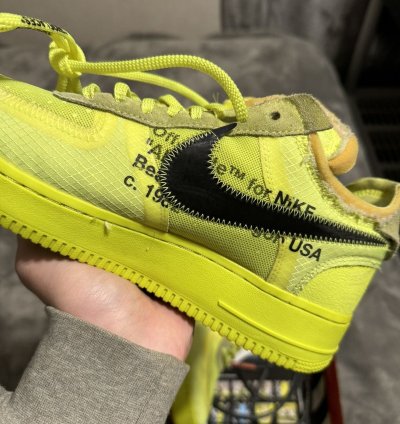 Off White