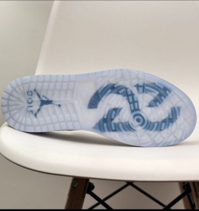 Nike Air Jordan 1 Low Golf Gift Giving Sneakers Semi Ua