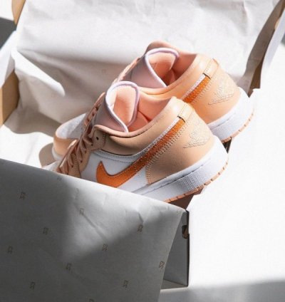 Nike Air Jordan 1 Low Sunset Haze Basketball Sneakers