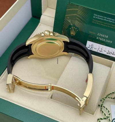 Rolex Yacht-master 42 Black Dial 18k Ref 226658 Unworn Complete 2022