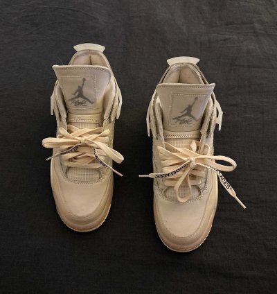 Off White Jordan 4