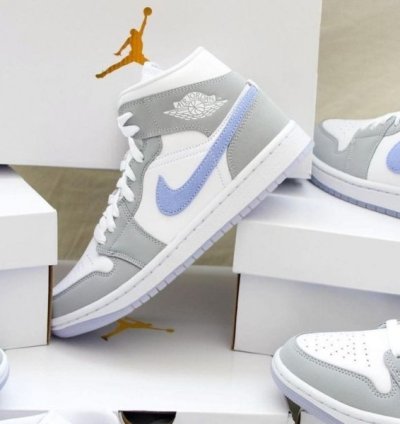 Nike Air Jordan 1 Mid Wolf Grey Basketball Sneakers Semi Ua
