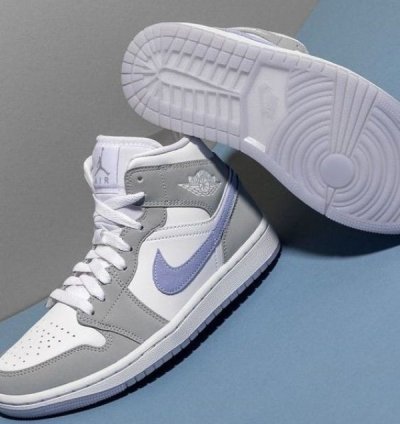 Nike Air Jordan 1 Mid Wolf Grey Basketball Sneakers Semi Ua