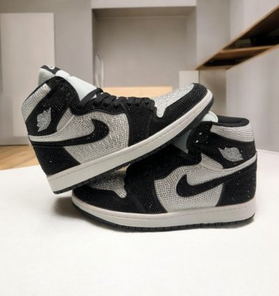 Nike Air Jordan 1 Panda Diamond Basketball Sneakers
