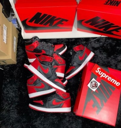 Nike Air Jordan 1 Satin Bred Basketball Sneakers Semi Ua