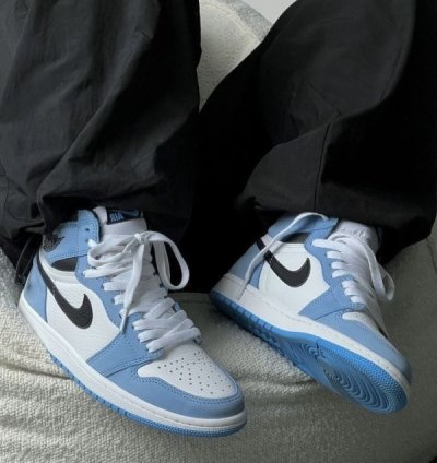 Nike Air Jordan 1 University Blue Basketball Sneakers Semi Ua