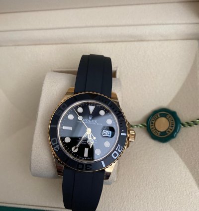 Rolex Yacht-master 42 Full Set Date In 12 2023
